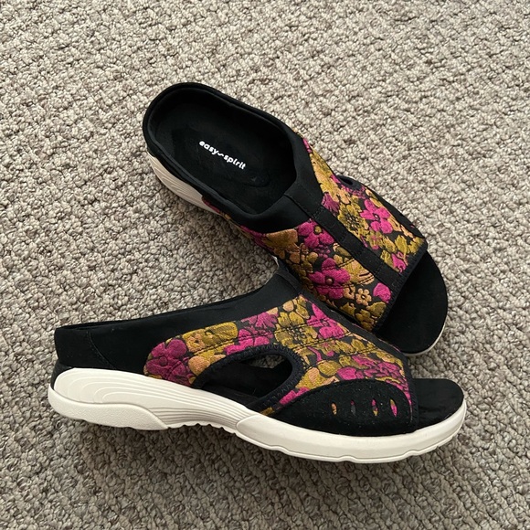 Easy Spirit Slip On Sandals - Picture 4 of 8